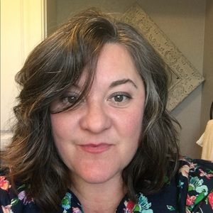 Meet your Posher, Vickie